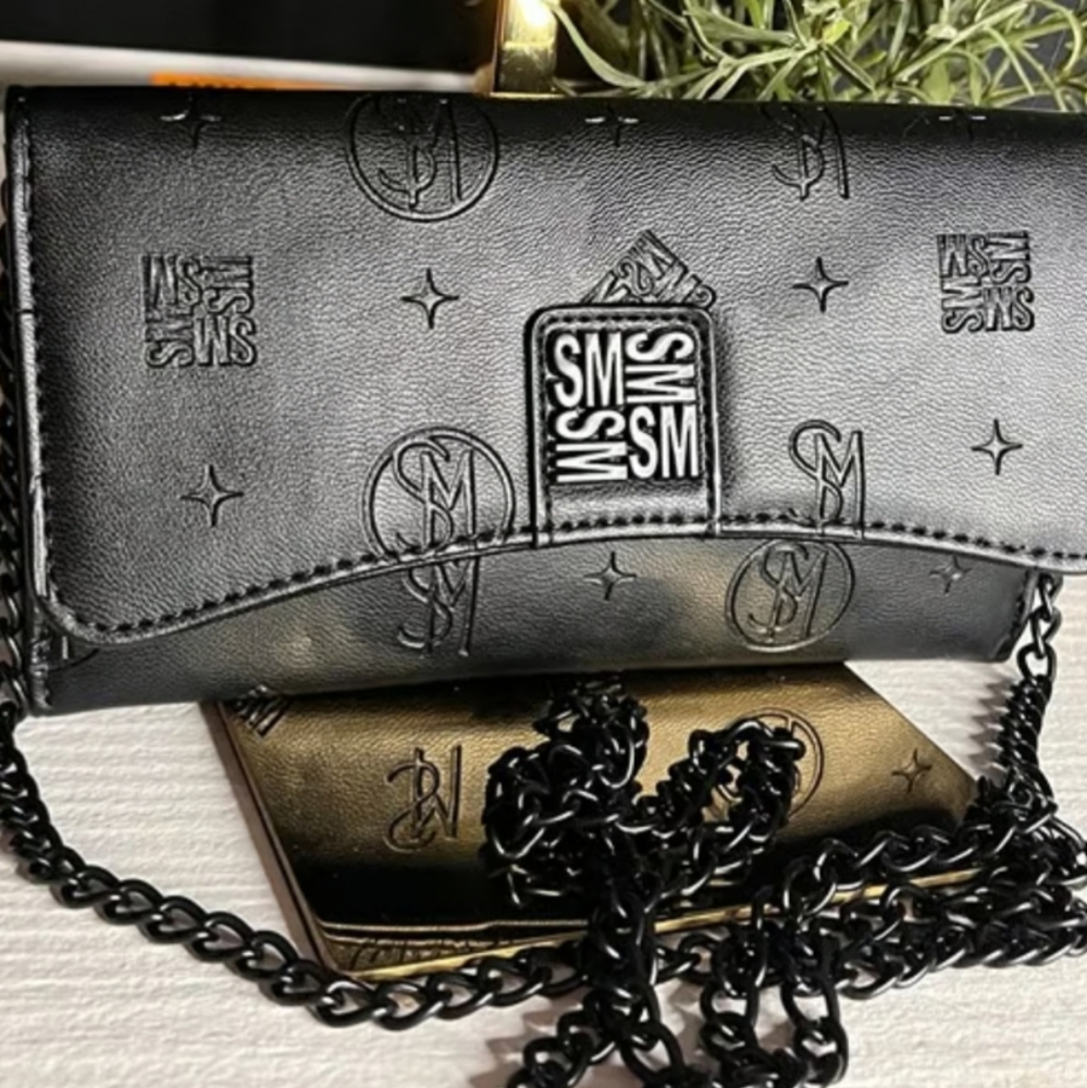 Steve Madden Black Crossbody Bag Logo Embossed Clutch Wallet